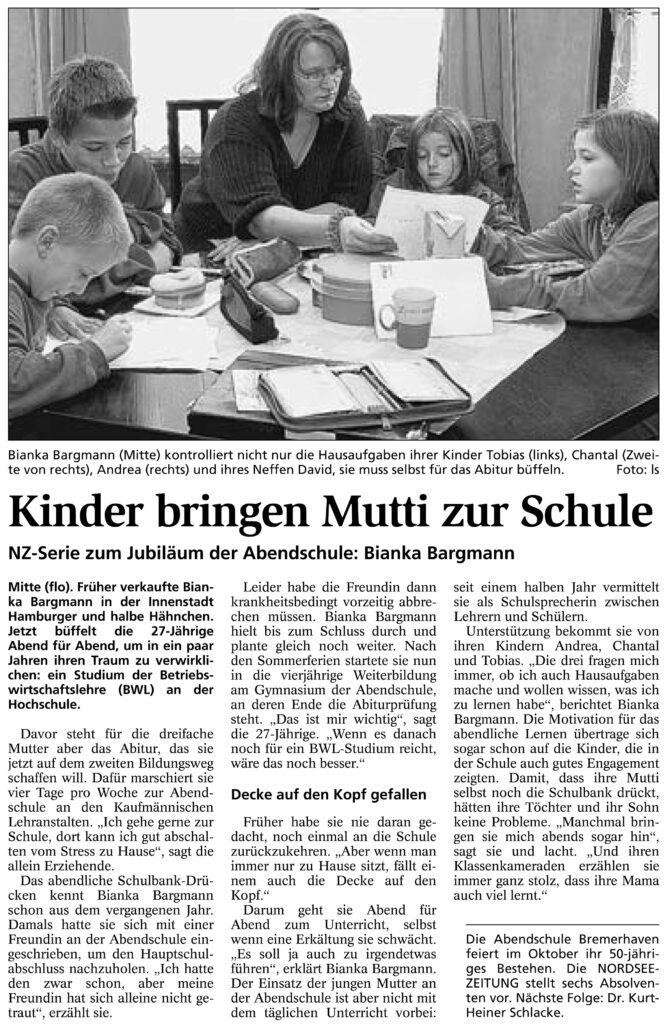 Zeitungmeldung: Kinder bringen Mutti zur Schule